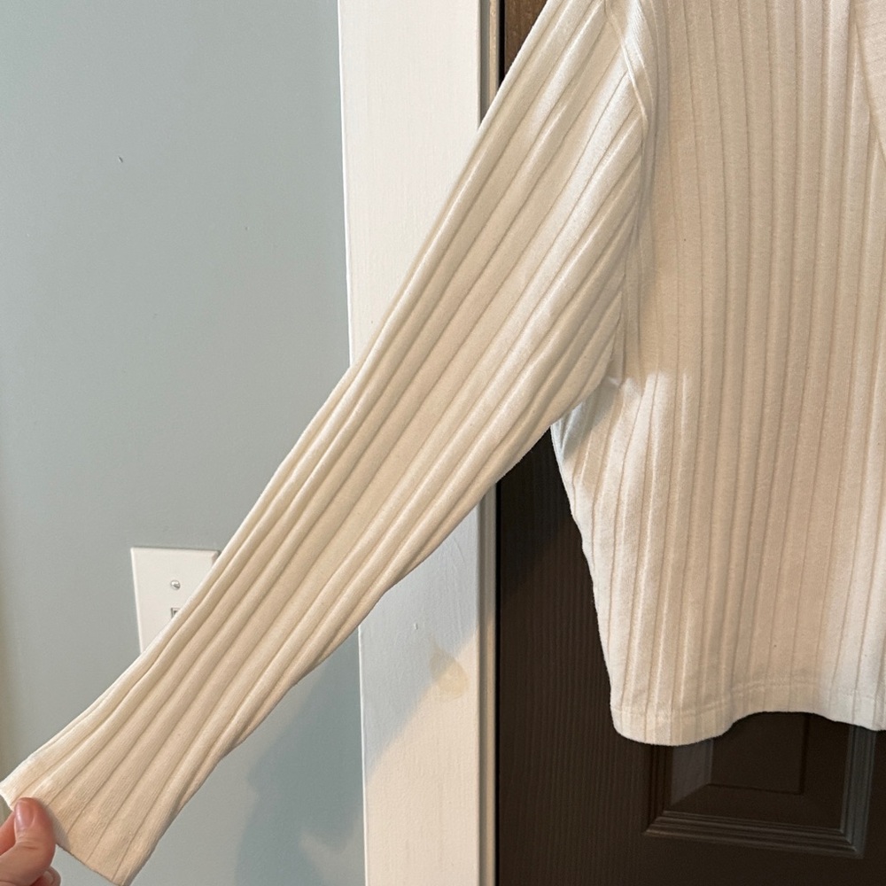 White Ribbed Button-Up Cardigan - Picture 5 of 6